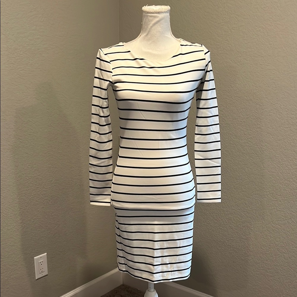 Striped Long Sleeve Dress - Black and White
